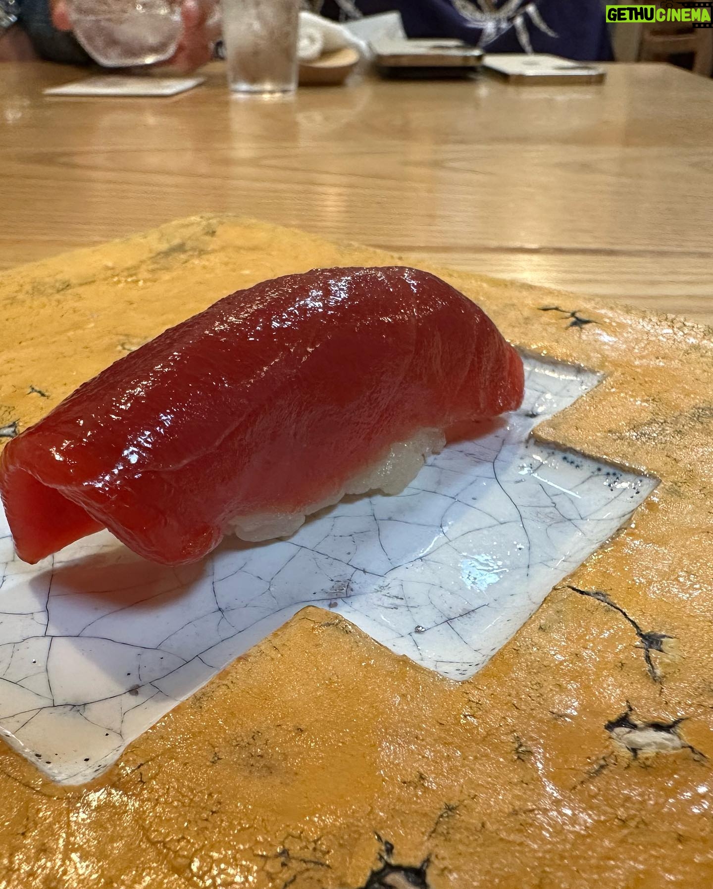 Kenki Fukuoka - 9.9K Likes - 久しぶりにお寿司!🍣
松寿司さんめっちゃ美味しかったしいい雰囲気でした!
マグロ卸してる業者の方がラグビーファンみたいで、一層美味しく感じました!笑
また行きたいなー🙋