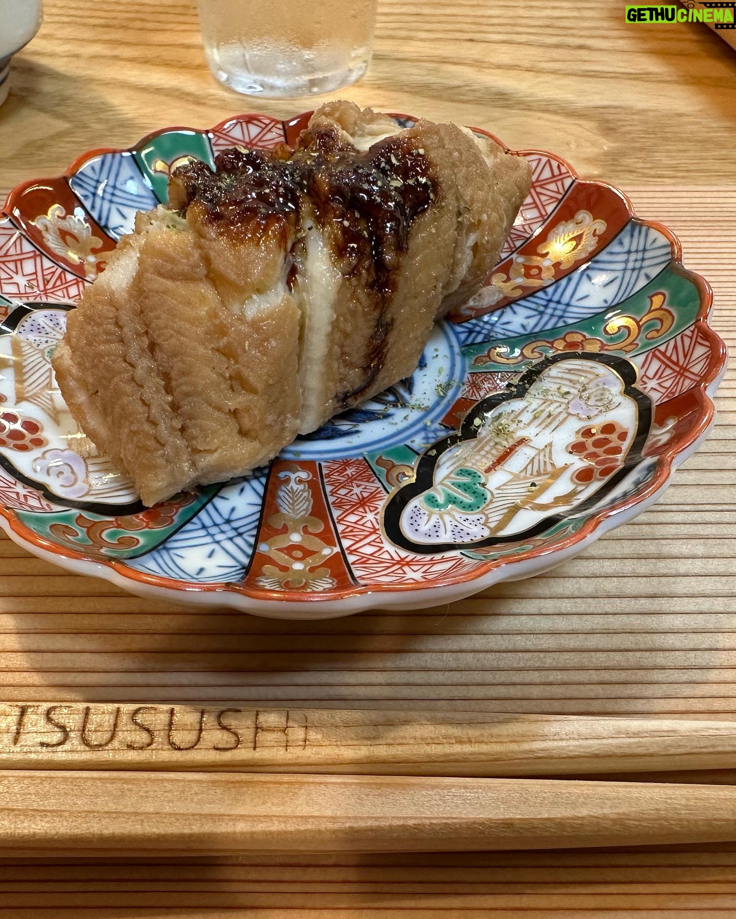Kenki Fukuoka - 9.9K Likes - 久しぶりにお寿司!🍣
松寿司さんめっちゃ美味しかったしいい雰囲気でした!
マグロ卸してる業者の方がラグビーファンみたいで、一層美味しく感じました!笑
また行きたいなー🙋