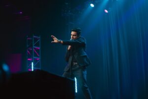 Kenny Sebastian Instagram - It feels bitter sweet as ‘Professor of Tomfoolery’ tour is coming to an end. 

Delhi is tomorrow and Hyderabad is day after! 

Then have Hong Kong, Singapore & Goa left ♥️

Tickets on KennySebastian.com

Picture credit: @papacurry_ @basimalthaf @varshithaa.govardan @dusht_ravan

#standup #tour #liveevent #kennysebastian #standupcomedy #delhi #hyderabad #bengaluru #chennai