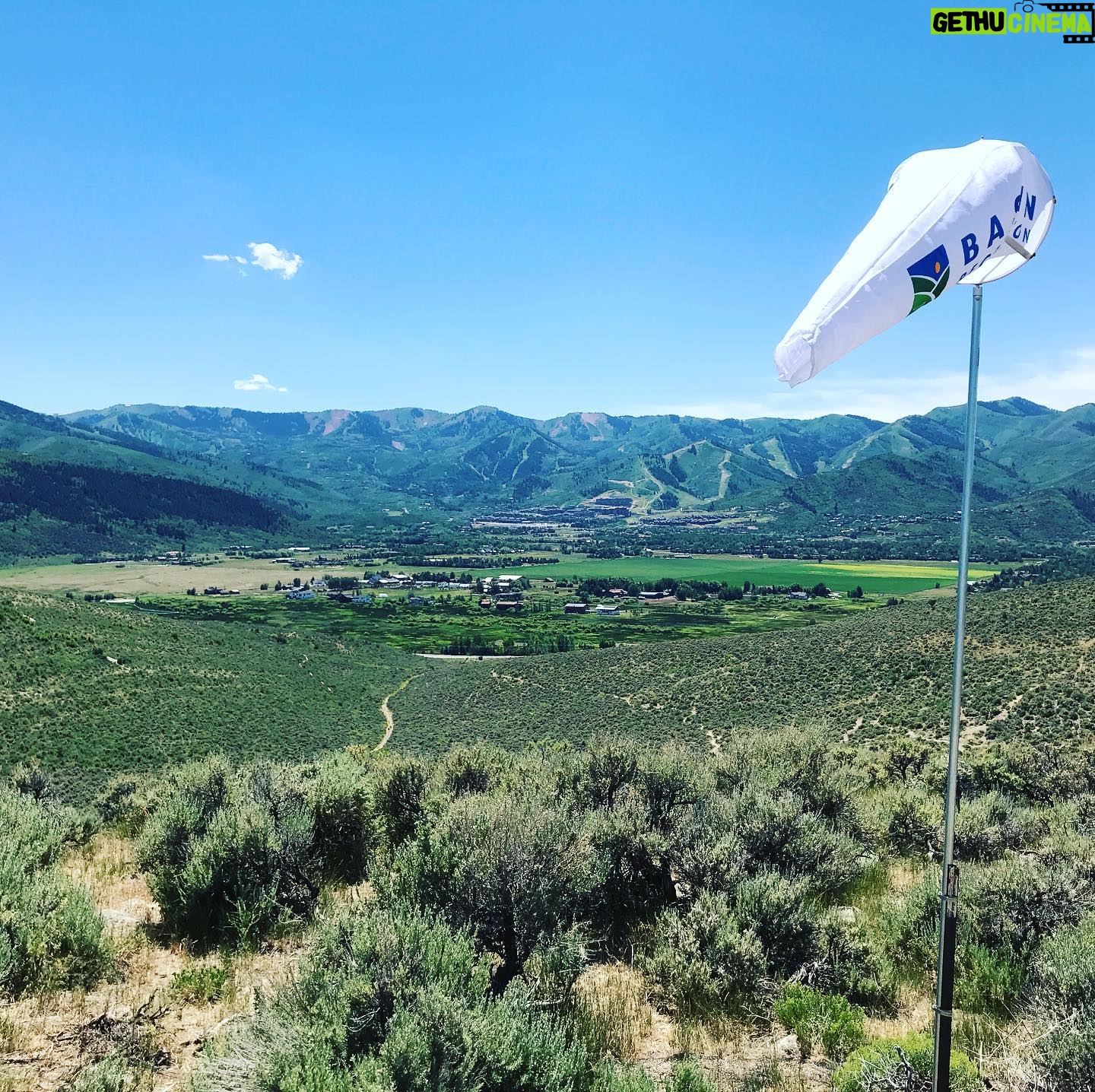 Kerr Smith - 1.6K Likes - Amazing day on the mountain bike! #parkcity #mountainbiking #trailriding #trek