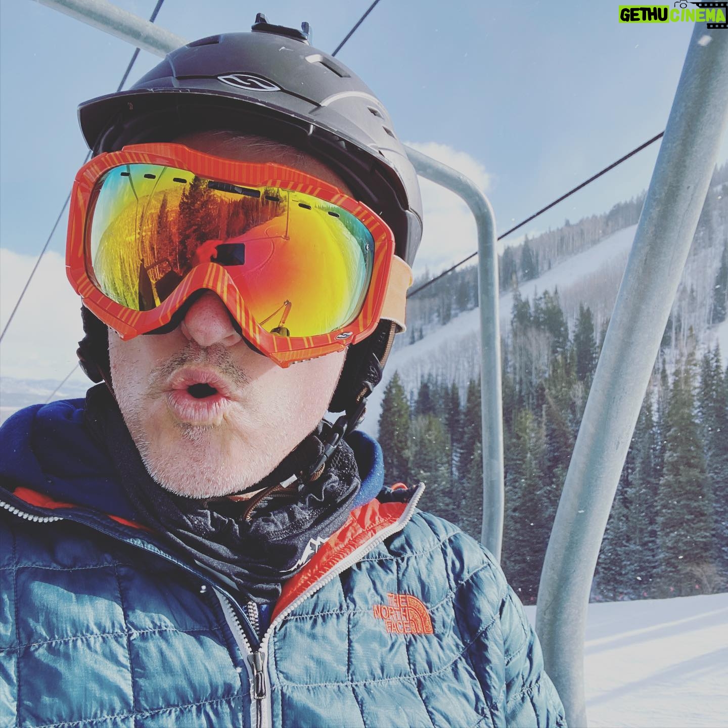Kerr Smith - 3.6K Likes - Amazing first day of the ski season! Happy holidays everyone! #parkcityutah #parkcitylife #parkcitymountainresort #snow