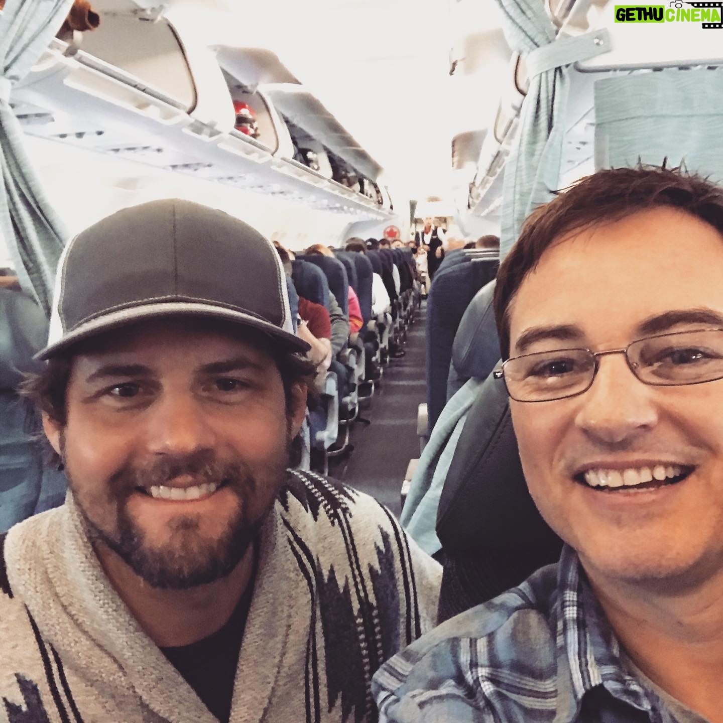 Kerr Smith - 3.2K Likes - #lifeunexpected sighting on the plane. #teambaze #teamryan