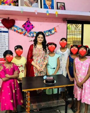 Ketaki Kulkarni Instagram - Turning another year older ,and this time, I'm dedicating my birthday to the wonderful girls at the orphanage by donating and spreading love 🤍✨🌻