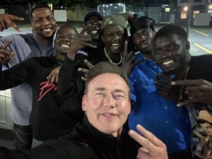 Kevin Durand Instagram - Walking home from dinner last night, these fantastic gentlemen jumped out of their cars and approached me exclaiming how excited they were to meet the one and only @elonmusk in the flesh. So… I just lied and went with it😉. #spacex #tesla #theboringcompany #neuralink #twitter seriously though Elon #wheresmycybertruck ?!?😎 @yungrakeem @akok_j.a @jdeng38 👊🙏✌️🍻