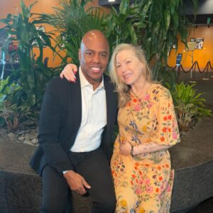 Kevin Frazier Instagram - @tatum__oneal has had some health issues but it was so good to see her at the celebration of her fathers career. @patrick_oneal put together a beautiful tribute with a 30 minute movie and a bunch of incredible memorabilia. Pictures and scripts from every movie and tv series he ever worked on. 
Patrick and I worked together at Fox Sports over 20 years ago. Dude came in, put his head down and worked his ass off. He never once flexed his Hollywood connects or gave off any #NepoBaby vibes. Just a good dude who has earned everything he has gotten. 
I’m sure Ryan was looking down and smiling seeing what Patrick did. 
Btw back to Tatum for a sec, I still can’t turn the channel if the original #BadNewsBears is on. There’s some real dark, adult themes in that movie and Tatum is so damn good. It’s one of my top 5 sports movies of all time.