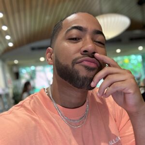 Kevin Miles Instagram - Hawaii Leonard