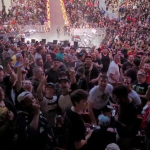 Kevin Nash Instagram - Getting a little SummerSlam love. Amazing crowd and event 57,791 in attendance. Saw some old friends and people I consider family.