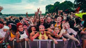 Kevin Ratajczak Instagram - I absolutely love music! Not only for itself but even more for what it is capable of. Music connects people of so many different kinds to have a wonderful time together and I think that’s just beautiful. Whenever I talk to people after our shows or at a festival and I listen to some of their stories… it just makes me so proud to be a part of them. And when I look into all these happy faces during our shows it feels like nothing else counts anymore but the very moment we’re in together! This is what allows me to heal from the bullshit that surrounds all of us everyday and this is what makes me stay positive! Thank you people of the Blueridge Rockfest! It’s been a great pleasure❤️
#electriccallboy #tekknoworldtour #tekkno #summerfestival #blueridgerockfest #music
Photo: @dajoeberlei
