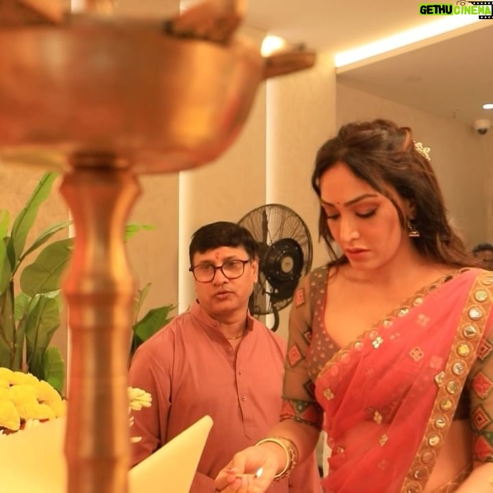 Khushali Kumar - 65.4K Likes - Ganpati Bappa Morya 🙏