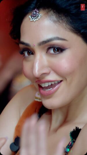 Khushali Kumar Instagram - Let’s get this party started! #PunjabiMunde is out now!

https://bit.ly/PunjabiMunde-Ghudchadi

#Ghudchadi, streaming on 9 August onwards, exclusively on Jio Cinema Premium.

@duttsanjay @officialraveenatandon @khushalikumar @the_parthsamthaan @arunairanikohli @dj.lijo @djchetas @sukhbir_singer @tulsikumar15 @yashnarvekar92 @priyanivanipanditt @ganeshacharyaa @binnoykgandhi @Mixed_by_aftab #BhushanKumar #KrishanKumar @nidhiduttaofficial @tseries.official @shivchanana @neerajkalyan24 @keepdreamingpictures_ @officialjiocinema