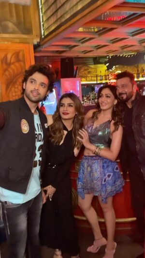 Khushali Kumar Instagram - So excited and extremely grateful 😍 to work with legendary @duttsanjay and @officialraveenatandon and to share screen space with @the_parthsamthaan once again 😁🤗. Can’t wait for you’ll to see this fun ride of laughter and twists directed by @binnoykgandhi N written by @deepakkapurbhardwaj #StreamingOnJioCinema #On9thOfAugust #ComingSoon @nidhiduttaofficial @siddhid11 ❤️🫶