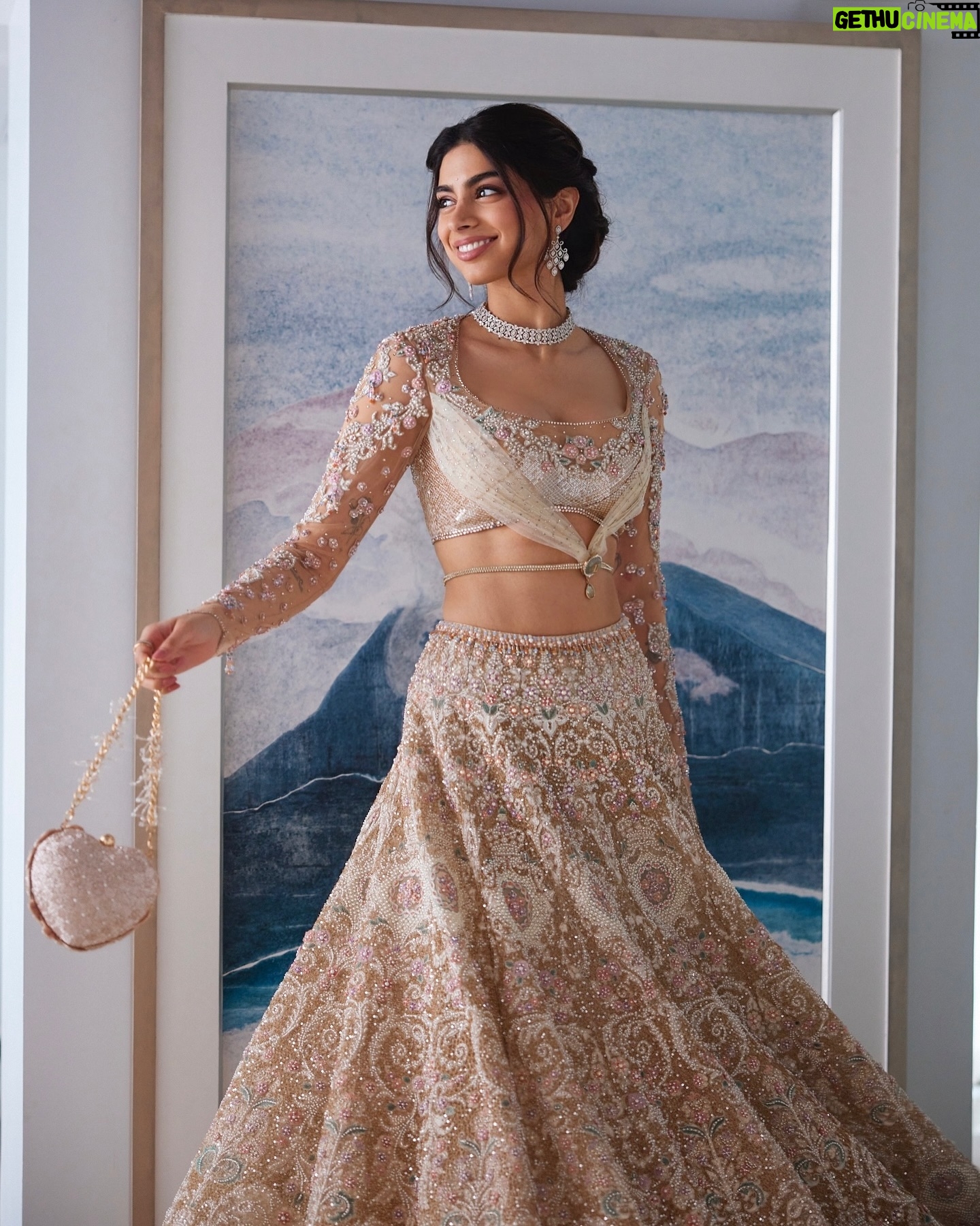 Khushi Kapoor - 364.7K Likes - 🤍
