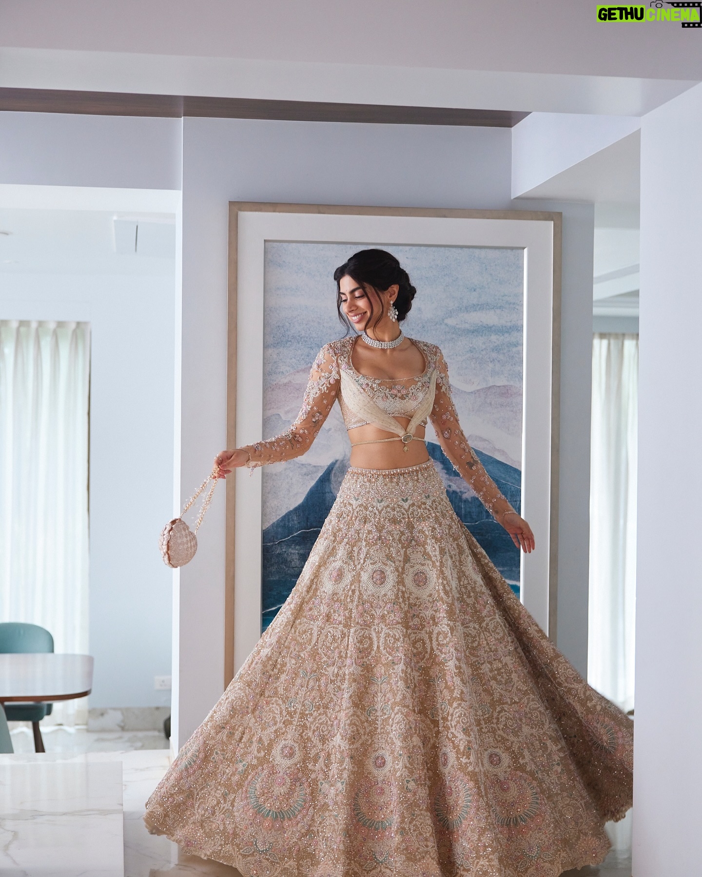 Khushi Kapoor - 364.7K Likes - 🤍