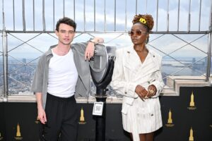 KiKi Layne Instagram - Stopping to smell the flowers from the Top of the World. 

DANDELION is now playing in theaters

#nycprimeshot #nyc #newyorkcity #newyorkcitylife #newyork_instagram #thingstodoinnyc