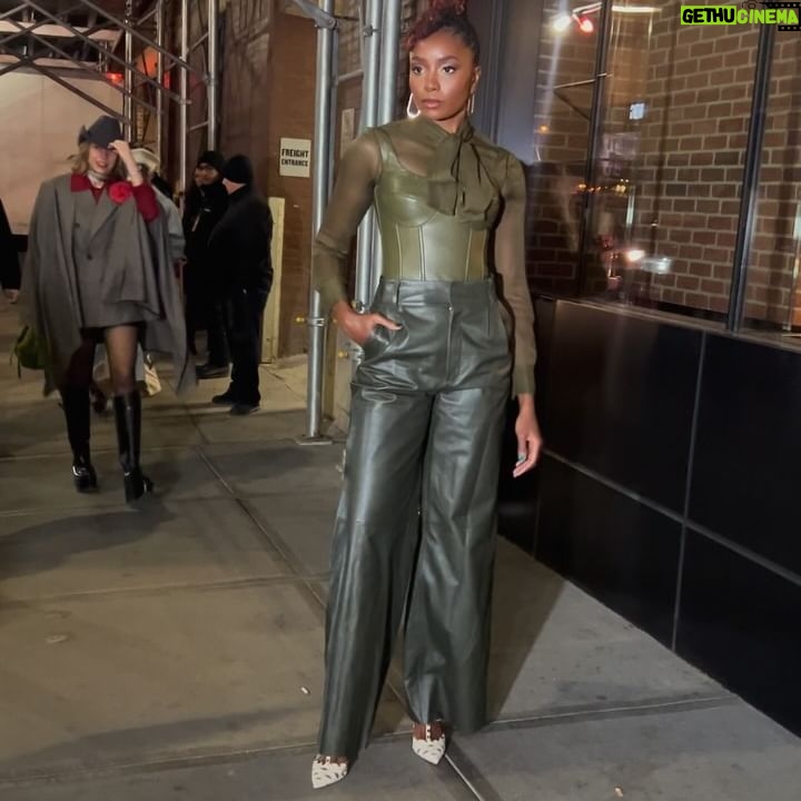 KiKi Layne - 3 Likes - Attended my first @sergiohudsoncollection show 😁
So many looks that I want in my closet immediately!! And the playlist the models were walking to was sooo good. Wow, thank you @sergiohudson for having me. 💛💛
#SergioHudson #NYFW