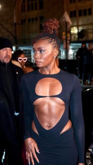 KiKi Layne Instagram - 🖤🖤🖤
Wow, thank you so much @mohtohsoh for creating this video of my arrival at the @laquan_smith show.
Thank you @mitchellcantrellbeauty and @astrobatboy for my beautiful hair and makeup.
Thank you to my personal trainer, my big cousin @dmefitness, who keeps me in line no matter where I am in the world like only family and an incredible trainer can. 
Thank you @arielstachel for being so supportive and encouraging. I was so nervous about this look and super anxious overall about attending more events throughout #NYFW and Ari lovingly encouraged me to push past my fears and insecurities and step out of my comfort zone and be SEEN. 
And thank you to @amprgroup for getting me back outside. Because the way I love being in the house… 😂😂