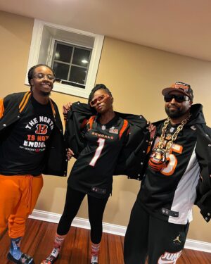 KiKi Layne Instagram - WHO DEY!!!!!!
And so grateful to have these two as my big brothers. 
#Bengals #SuperBowl #Cincinnati