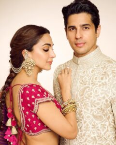 Actress Kiara Advani HD Instagram Photos and Wallpapers August 2024