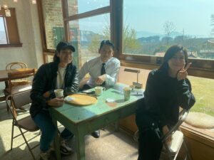 Kim Ha-neul Instagram - 사이좋은 완수,도윤,용국💚

#카페림 #화인가스캔들 #디즈니플러스 #disneyplus
#redswan