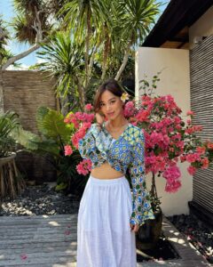 Actress Kim Hee-jung HD Instagram Photos and Wallpapers August 2024