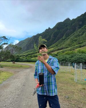 Kim Ji-seok Instagram - .
aloha 🤙🏻 Waikiki 💚