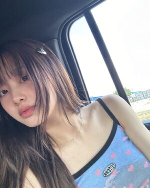 Kim Ji-woo Instagram - OHIO🍔🛶🛩️