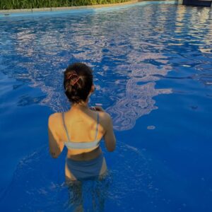 Kim Jin-kyung Instagram - 순식간에 지나간 주말 ..💨👙☀️🧡🏊‍♀️🩵😴