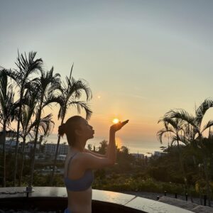 Kim Jin-kyung Instagram - 순식간에 지나간 주말 ..💨👙☀️🧡🏊‍♀️🩵😴