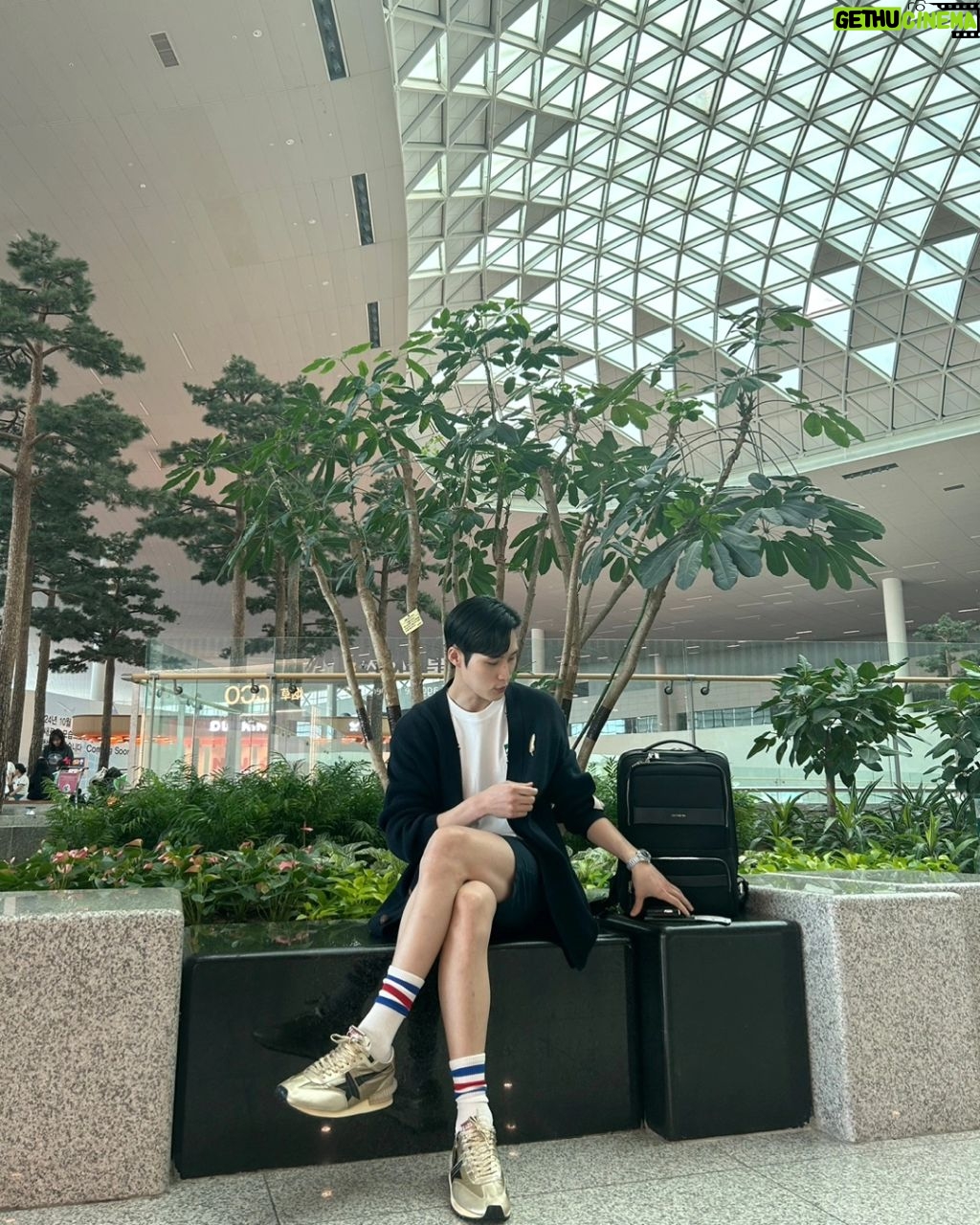 Kim Jun-ho - 68.1K Likes - .
PARIS출발🇫🇷
#파리올림픽
#kbs해설위원
#골든구스
#올림픽에디션