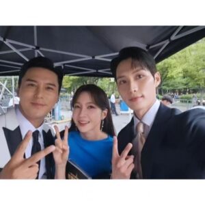 Kim Jun-ho Instagram - .
파리올림픽 기념 국민대축제
. (파리의 영웅들)과 함께👍🏻