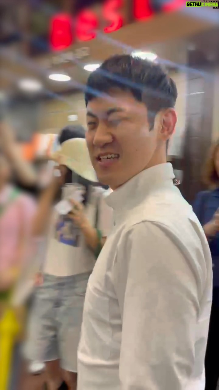 Kim Min-su - 73.9K Likes - 김민수 무보정 실물 논란 ㄷㄷ
