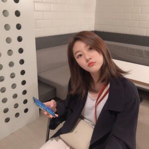Kim Sae-ron Instagram - 뚜비랑 보탕이랑💜💫💟🦄