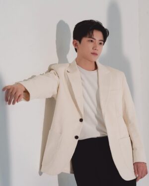 Kim Shin-bi Instagram - @cine_21