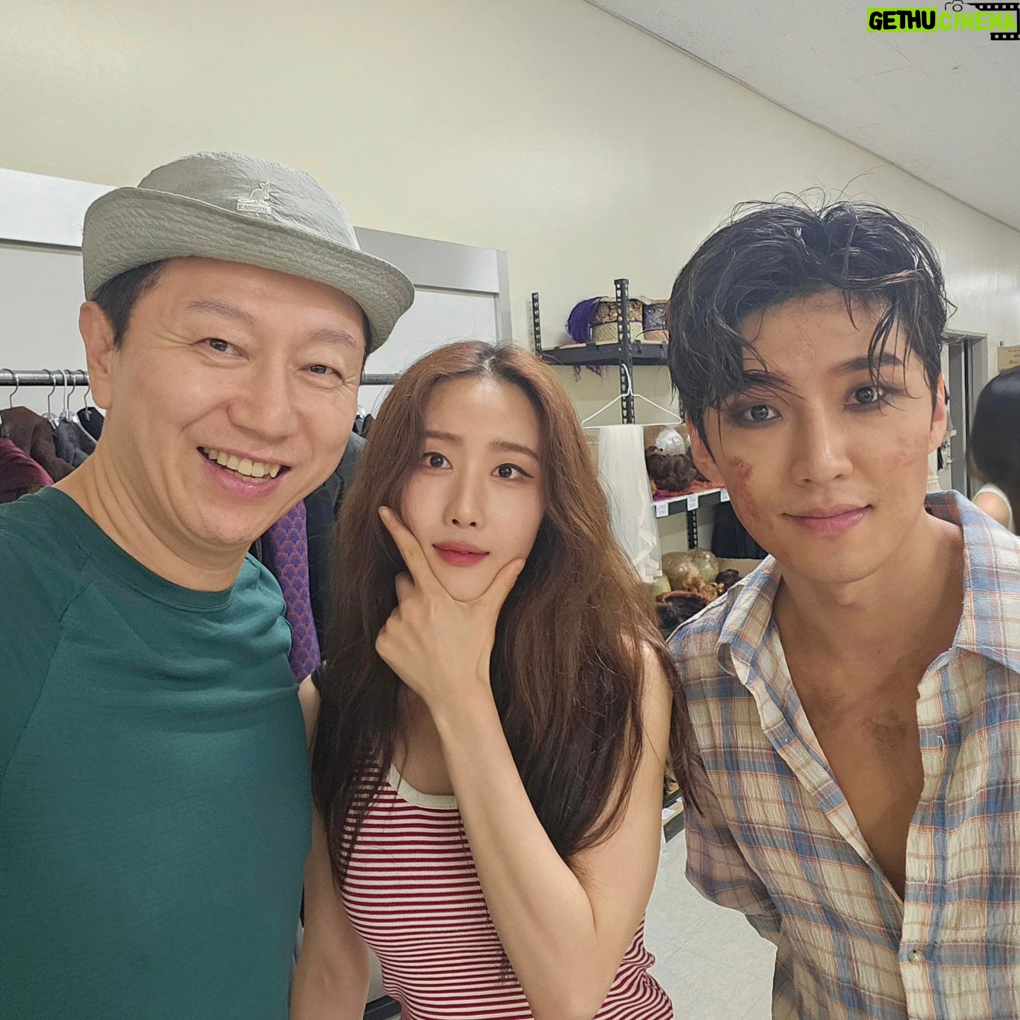 Kim Soo-ro - 845 Likes - 더블케이의 좋은 배우들........
