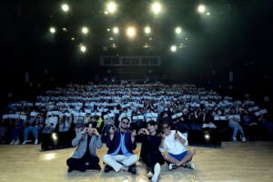 Kim Tae-woo Instagram - 함께해줘서 고마운 팬들 그리고 형들 덕분에 오늘 행복했어 고마워