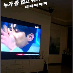 Kim Won-hyo Instagram - 누가 좀 진화 업고 튀어!
#심GV 
#선재바라기
#김원효자택에서선채로발견
#선재업고튀어 
#난못튀어
#선친자
#선재
#재
#.