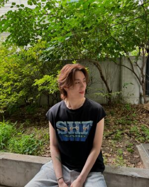Kim Yu-gyeom Instagram - 🐥🐦🍀💚