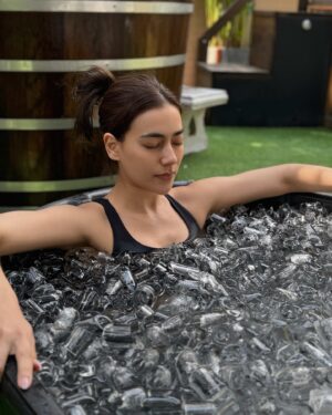 Kimberly Ann Voltemas Instagram - A new accomplishment I never in a million years thought I could ever cross pass, if you know me you know how much I dislike cold waters🥶  But! Today “Personally” for me the hardest part wasn’t stepping into the ice bath but it was the breathwork part that got me a little panic (which I gotta practice on from now.🌬️) Anyway, I’m so very proud of myself and never felt this relaxed in a long time🙃🤍 Thank you Barry for gathering us all to do this together and Thank you @breath_inspired for this wonderful experience 🧊🤍