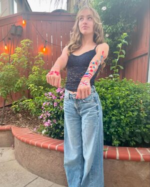 Kingston Foster Instagram - hot summer nights, mid july 💌
.
.
.
#fourthofjuly #july #summer #lanadelray #fireworks #independenceday #redwhiteandblue #❤️🤍💙 #friends #paint #sunny #friendship #❤️ #grateful