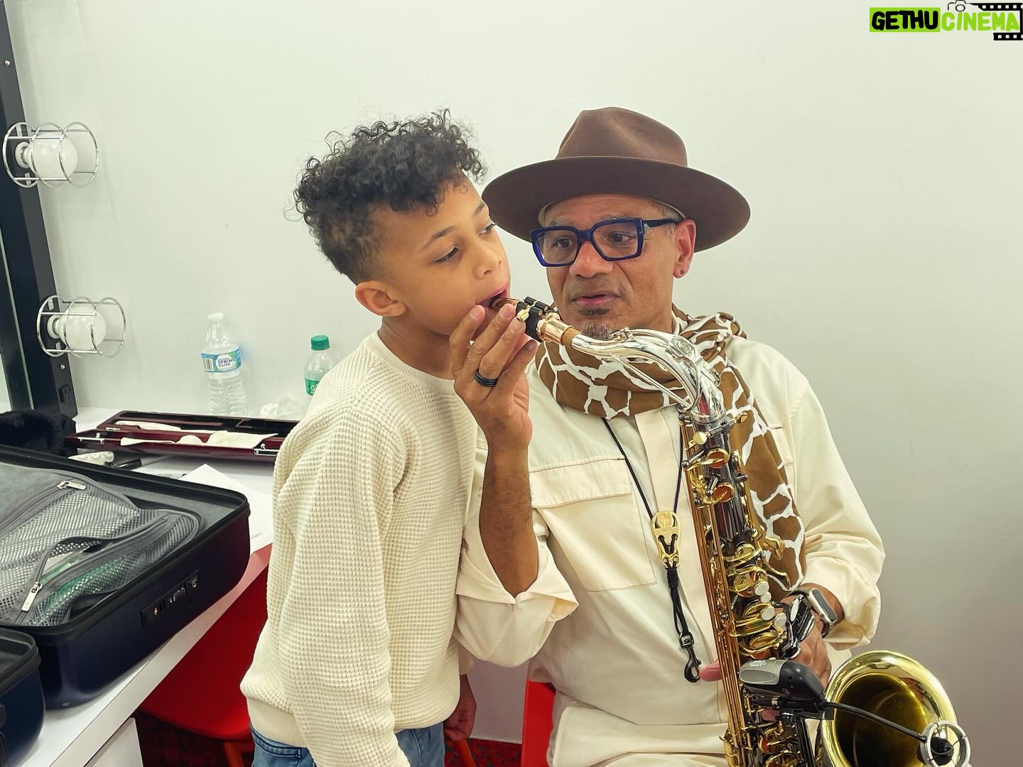 Kirk Whalum - 1.2K Likes - Backstage at #kafekirk with young @stixfinnie our godson (Aiden) and this is where it all begins 🤷🏾♂️ #jazz #sax #saxophone #smoothjazz #Humanité #pmauriatsaxophones #jodyjazz #bostonsaxshop #sdsystems