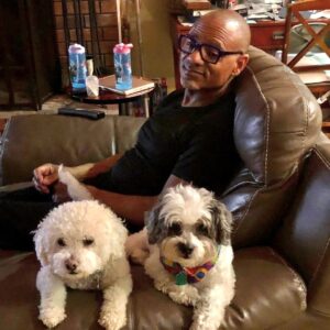 Kirk Whalum Instagram - On National Love Your Pet Day, remember, we're not their owners; we're their personal chefs, pillow fluffers, and door openers. It's a tough job, but someone's gotta do it 🐾  #LoveYourPetDay #DogBoss

#KirkWhalum #Humanité #CrosstownArts #SessionBandApp #KafeKirk #JazzInTheStudio #BealeStreet #Jazz #SmoothJazz #Sax #Saxophone #SaxLife #PMauriatSaxophones #JodyJazz #BostonSaxShop #SDSystems #LetsHang #TheSaxLoft