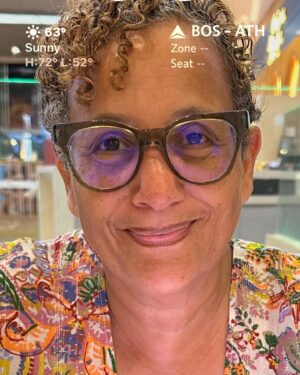 Kirk Whalum Instagram - Happy #juneteenth !!! And HAPPY BIRTHDAY to my angel #chérieamour #masquerida #girlfriend #wifey, the #mom #grandmother #sister & #friend Ruby Ruby RUBY!!! 🤗 Age has a 5 in it, that’s all I know 🤷🏾‍♂️