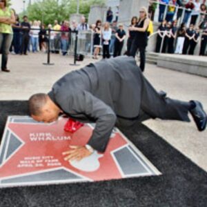 Kirk Whalum Instagram - Someone was spotted "gracefully" diving onto their star on the Walk of Fame. Now that's how you make an entrance! 🌠 #LeapYearLeap #CaptionThis

#LeapYear #KirkWhalum #Humanité #CrosstownArts #SessionBandApp #KafeKirk #JazzInTheStudio #BealeStreet #Jazz #SmoothJazz #Sax #Saxophone #SaxLife #PMauriatSaxophones #JodyJazz #BostonSaxShop #SDSystems #LetsHang #TheSaxLoft