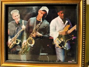 Kirk Whalum Instagram - I’ve waited to post this because frankly so many folks have impressions & stories with the great @davidsanbornofficial that I wanted to read. Not the least of which came from my #avatar @therealmarcusmiller It was so meaningful. 
But this pic captures a career-defining moment for me personally that I’ll never forget. 

David once told me years ago that “sound is everything.” It impacted me deeply because my reference point was him and the great Arnett Cobb. And of course, our common influence, the awesome Hank Crawford from right here in Memphis. 

There’s a lot more. But suffice to say that there will never be another David Sanborn. I’m grateful to have called him not just mentor, but friend. I wrote this song WALTZ FOR DAVID in his honor. 🙏🏾
#epiccool