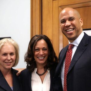 Kirsten Gillibrand Instagram - Here's a fun #ThrowbackThursday — eight years ago, @corybooker and I were welcoming @kamalaharris  to the Senate. 

This year, we’ll be able to call her Madam President!
