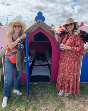Kirstie Allsopp Instagram - So much to say about @glastofest and so few pictures because we were in the moment most of the time. When I asked my son what he wanted for his 18th, and he said he wanted to go to Glastonbury I was at a loss, I’d never been and didn’t think it was my scene.  It turns out it’s for everyone, I went with my oldest friend, Claire, and my Goddaughter Daisy as well as Bay, none of us had ever been before. We had decent shared showers & slightly better loos than many, but we stayed on site in tiny little huts called a pad pods and we saw everything we could and walked for miles & miles. Our favourite food was @dosadeli but the “Lebanese Coffee” sheep’s milk ice cream was delicious and the guy who sold me a cuppa & egg sandwich at 6am was a saint, in fact everyone was so sweet, friendly and helpful, the atmosphere all around the site was one of patience & kindness. We saw Keane, Dua Lipa, Little Simz, Cyndi Lauper, Femi Kurti, Anne-Marie, The Sugababes, and of course Coldplay, very sad not to have got there in time for Squeeze  and to have to leave before The Gypsy Kings, but for a Radio 4 listener it’s not bad 😜. I’m as cynical as the next person, but I have returned feeling remarkably healed after one of the most difficult months of my life. Thank you #glastonbury.
(everything bought & paid for of course, you know how I feel about freebies)