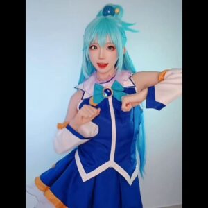Kitaro Instagram - #この素晴らしい世界に祝福を
#cosplay
アクアの虎視眈々