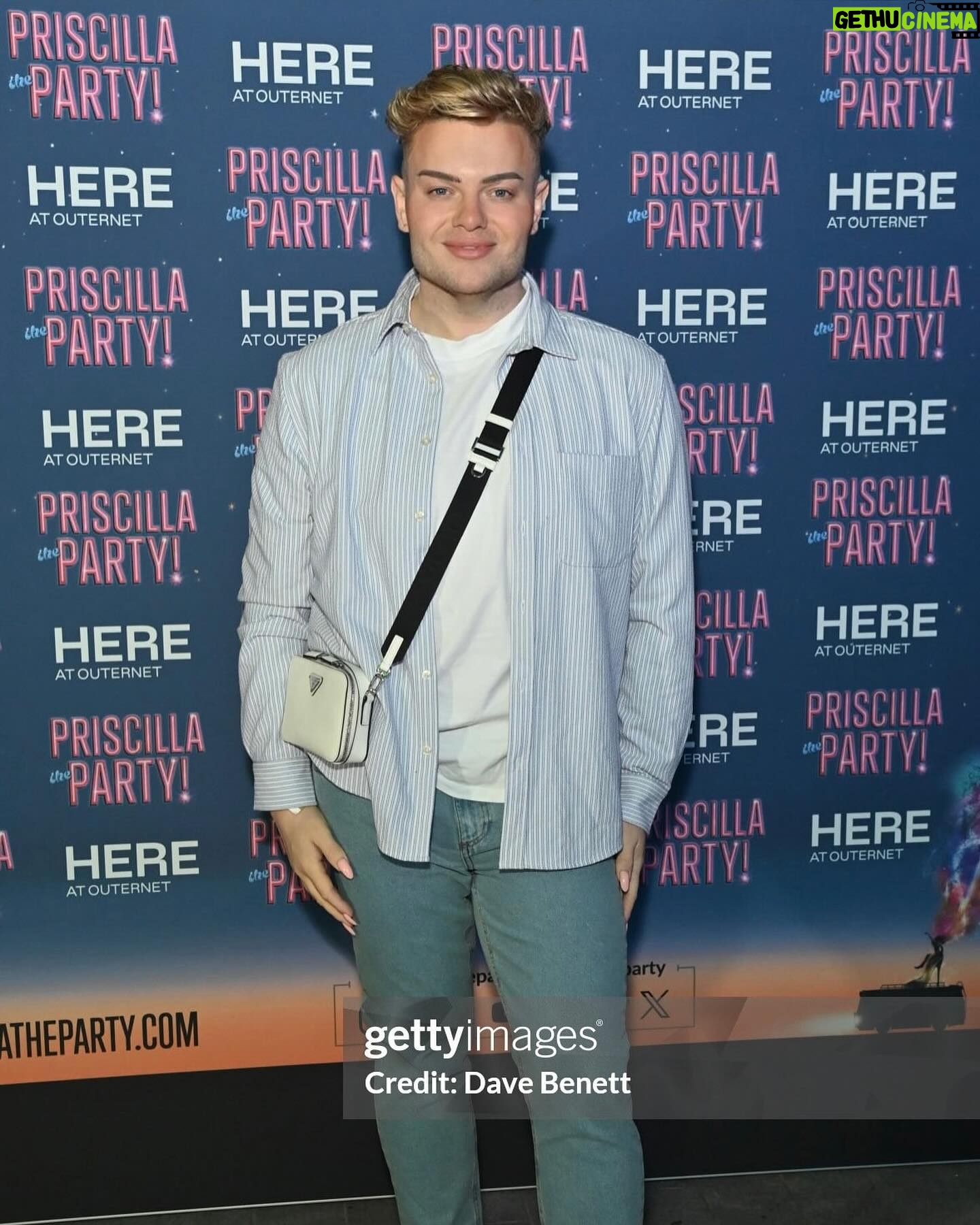 Kitty Scott-Claus - 15.3K Likes - Fabulous night at @priscillatheparty press night! Can’t stop singing the songs! Toi toi toi and chookas to the cast and crew!
Also swipe through for quite the #transformationtuesday 💅🏻🙃👏🏼 May 2023- March 2024
Pictures by @gettyimages