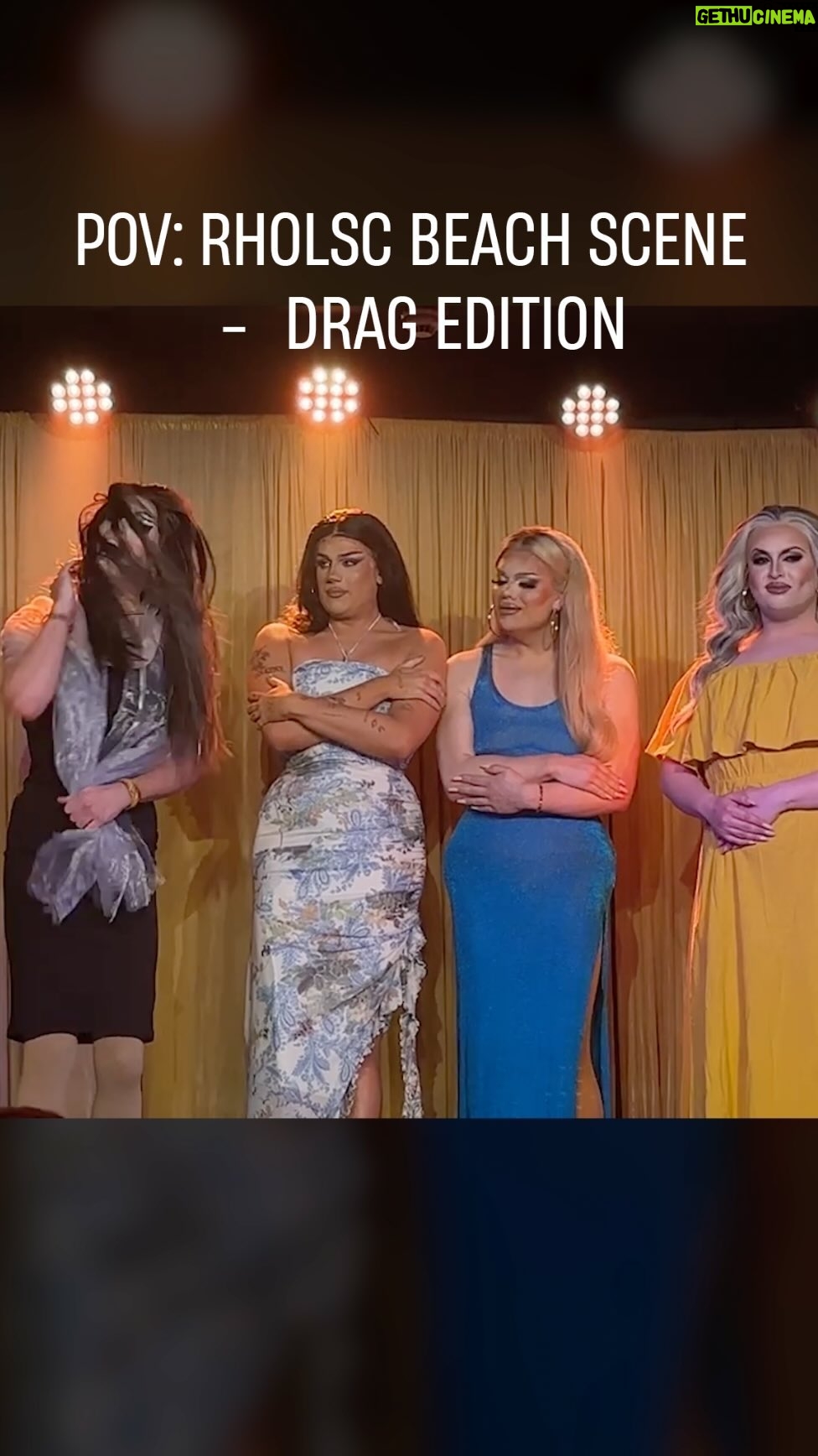 Kitty Scott-Claus - 4.4K Likes - let’s go to the beach, beach! 🏝️
-
🎥 @londondragshows
#realhousewives #rhoslc #saltlakecity #meredithmarks #heathergay #comedy #lipsync #drag #dragqueen #dragrace #rupaulsdragrace #dragraceuk #funny #london #cabaret #lgbt #gay