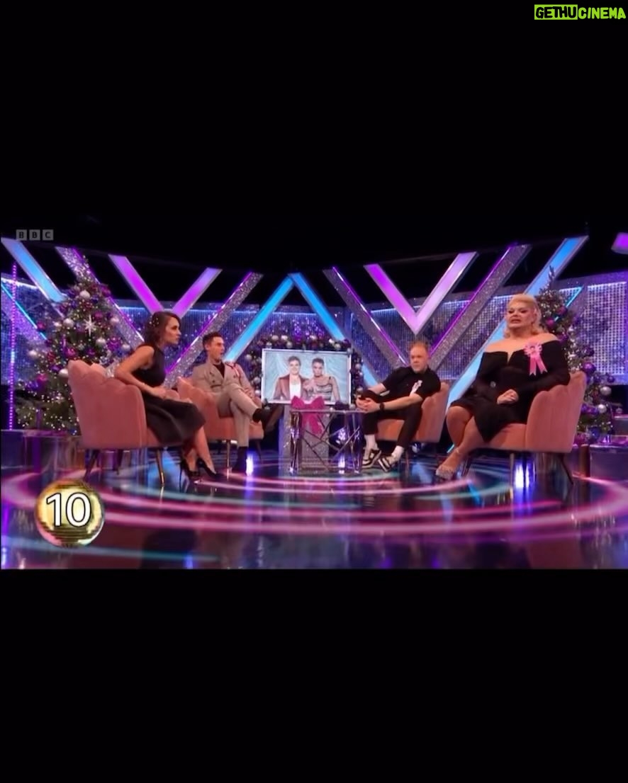 Kitty Scott-Claus - 4K Likes - Who else is #TeamLayton for the @bbcstrictly finale this weekend! @laytonwilliams @nikita__kuzmin you have my votes babes! 💃🏼💖🙌🏼🔥
Had the best time again on #ItTakesTwo tonight!
